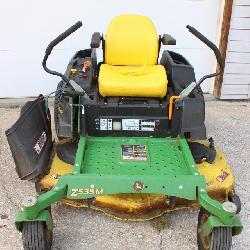 Lot # : 54 - John Deere ZTRAK Mower