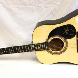 Lot # : 7 - Tanya Tucker Autographed Rogue Guitar