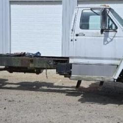 Ford F series gas truck  175622 miles 5 speed set