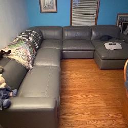 Sectional couch like new