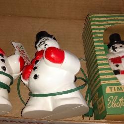 OSS lighted snowmen