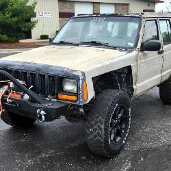 1997 Jeep Cherokee 4WD SUV, VIN 1J4FJ28S3VL548924, Miles Showing On Odometer 209,904, Missouri Title