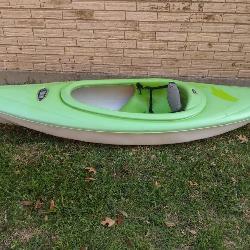 Pelican Ram-X 8 Foot Kayak w/ Paddle