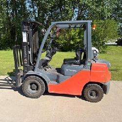 Toyota 8FGU25 Fork Lift - 5,775 Hours