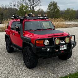 Vehicle Reserve -Toyota FJ Cruiser Trail Teams Edition 4WD – Rare 1 of 2,500
