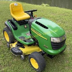 John Deere L120 Automatic/Hydrostatic Mower