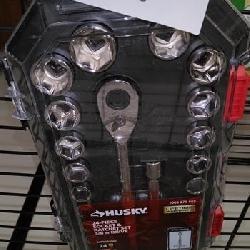 Husky 3/8 in. Drive Ratchet SAE/Metric Standard Socket Set (24-Piece)
