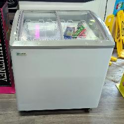 Excellence Commercial Products Chest Showcase Freezer, Model VB-3HC