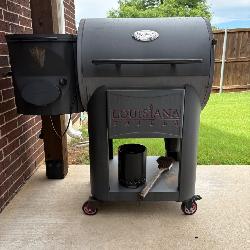Louisiana Grill Pellet Grill, Founders series