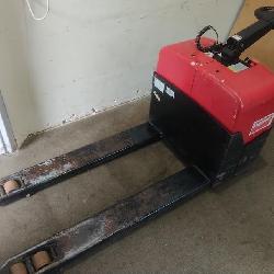 Dayton Self Propelled Electric Pallet Jack
