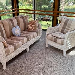 White Wicker Indoor//Outdoor set 
