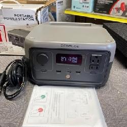 EF ECOFLOW Portable Power Station RIVER 2, 256Wh LiFePO4 Battery/ 1 Hour Fast Charging