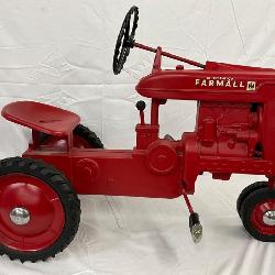 Farmall Eska Pedal Tractor