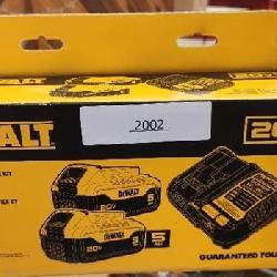 DeWalt 20V MAX DCB205-2C 5 Ah Lithium-Ion Battery and Charger