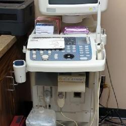 Medison SA8000 Diagnostic Ultrasound System With Sony UP-895MD Video Graphic Printer, Monitor, Probe