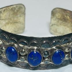 STERLING SILVER LAPIS CUFF BRAC. SIGNED 32.50 GRS