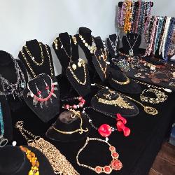 Vintage Jewelry 
