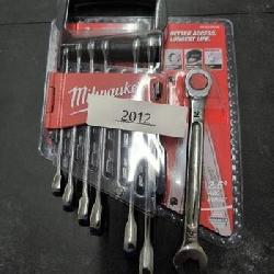 Milwaukee Metric Ratcheting Combination Wrench Set
