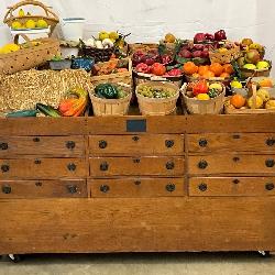 7FT. OAK COUNTRY STORE PRODUCE DISPLAY CABINET 