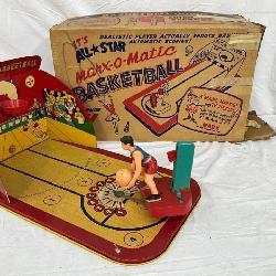 MARX BASKETBALL GAME W/ ORIG. BOX 