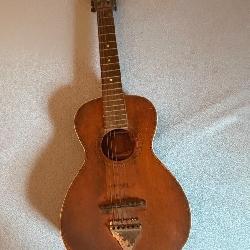 Vtg Parlor Acoustic Guitarï¿½