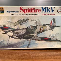 Bachmann Spitfire Mk.V Model