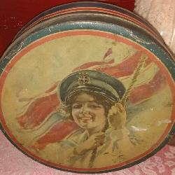 patriotic tin