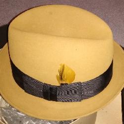 men;s hat