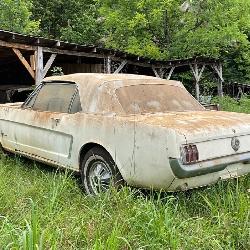 1965 FORD MUSTANG