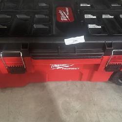 Milwaukee PACKOUT 38 in. Rolling Modular Tool Chest 