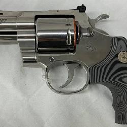 Colt Python .357 Revolver with Custom Laminated Wood Grips 
