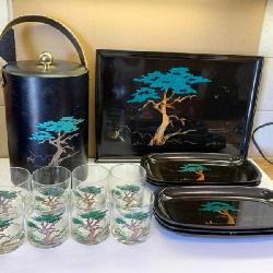 Hard To Find 1960s Couroc Monterey Cypress 16 Piece Barware Set With Large Lacquered Tray, Six Smaller Trays, Tall Ice Bucket, And Eight Rocks Glasses.