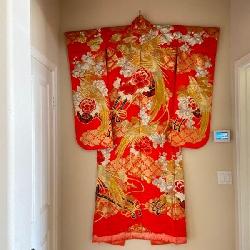 Large And Elaborate Embroidered Kimono With Bird Motif.