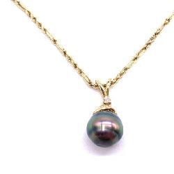 14k Gold 20 Inch Chain With Pearl And Diamond Pendant Set In A 14k Bail. Total Weight: 5g.