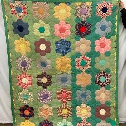 COLLECTION EARLY HANDMADE QUILTS 