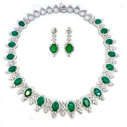 Emerald & Diamond Necklace Set