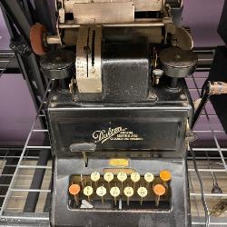 Rare Dalton Calculating Machine works with Key