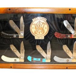 www.SouthJerseyAuction.com Smith and Wesson Knife Collection Liquidation www.SouthJerseyAuction.com