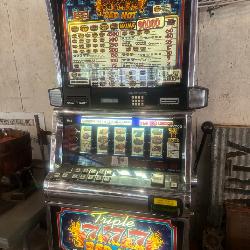 Triple 777 Red Hot Slot Machine