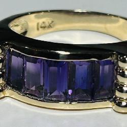 14KT YELLOW GOLD AMETHYST RING 6.60 GRS
